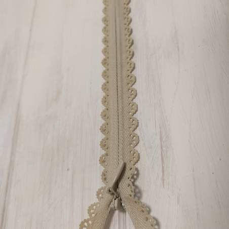 Cerniera Zip Invisibile con Pizzo da 40cm - Beige Notions - 1