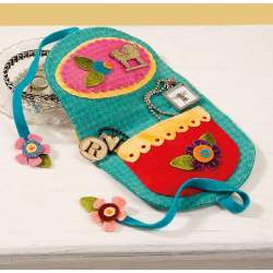 A Little Something - Cute-as-Can-Be Patterns for Wool Stitchery Martingale - 8