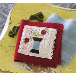 Stitched So Sweet - Whimsical Embroidery, Patchwork, and Applique di Tracy Souza - Martingale Martingale - 14
