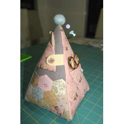 KIT Mouse Pincushion - Cartamodello e Kit Punta Spilli di Natalie Bird The BirdHouse - 2