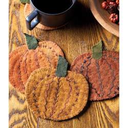 Autumn Bounty - 18 Quilts and Wool Appliqué Projects to Decorate Your Home by Renee Nanneman Martingale - 17