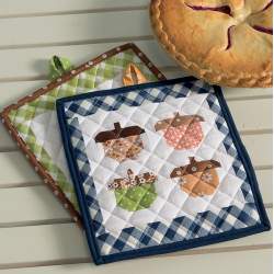 Patchwork Picnic, Simple-To-Piece Block That Celebrate The Outdoor, by Gracey Larson Martingale - 3