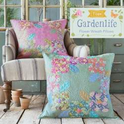 Flower Wreath Pillows - Kit di Tessuti Gardenlife e Chambray Tilda Fabrics - 1