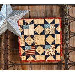 Tabletop Turnabouts - 2-for-1 Small Quilts for Your Home by Jan Patek - Martingale Martingale - 9