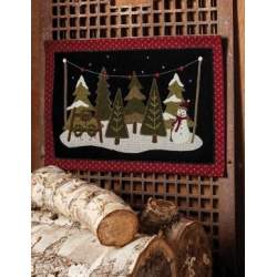 Christmas at Buttermilk Basin - 19 Patterns for Mini-Quilts and More Martingale - 15