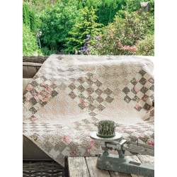 Labor of Love - Scrappy Quilts at the Heart of Home by Sherri L. McConnell Martingale - 15