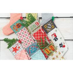 Cross-Stitch Christmas Countdown - 24 Mini Stockings by Susan Ache Martingale - 11