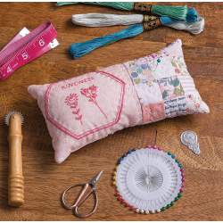 Handmade Happiness - Trinkets and Treasures for Quilters to Enjoy by: Jina Barney, Lori Woods Martingale - 8