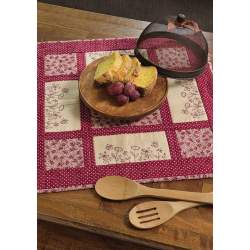 Tabletop Stitchery - Set Your Table with 12 Inviting Embroidery and Patchwork Patterns Martingale - 9