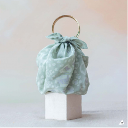 Zero Waste: Gift Wrap, 30 ideas for furoshiki and other sustainable solutions by Christine Leech Search Press - 7