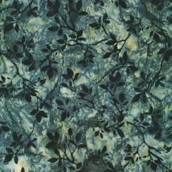 Artisan Batik: Midnight Owls, Pepper, Batik con rami neri su fondo blu-grigio - Robert Kaufman Robert Kaufman - 1